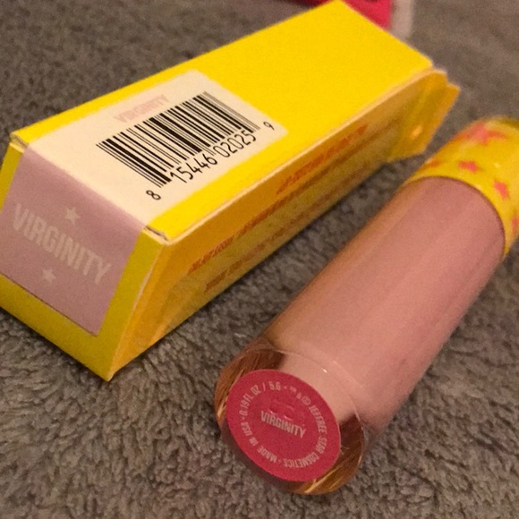 Jeffrey Star Velour Liquid Lipstick in Virginity - Picture 3 of 5